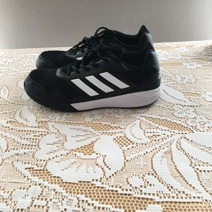 Adidas size 7 Excellent Condition